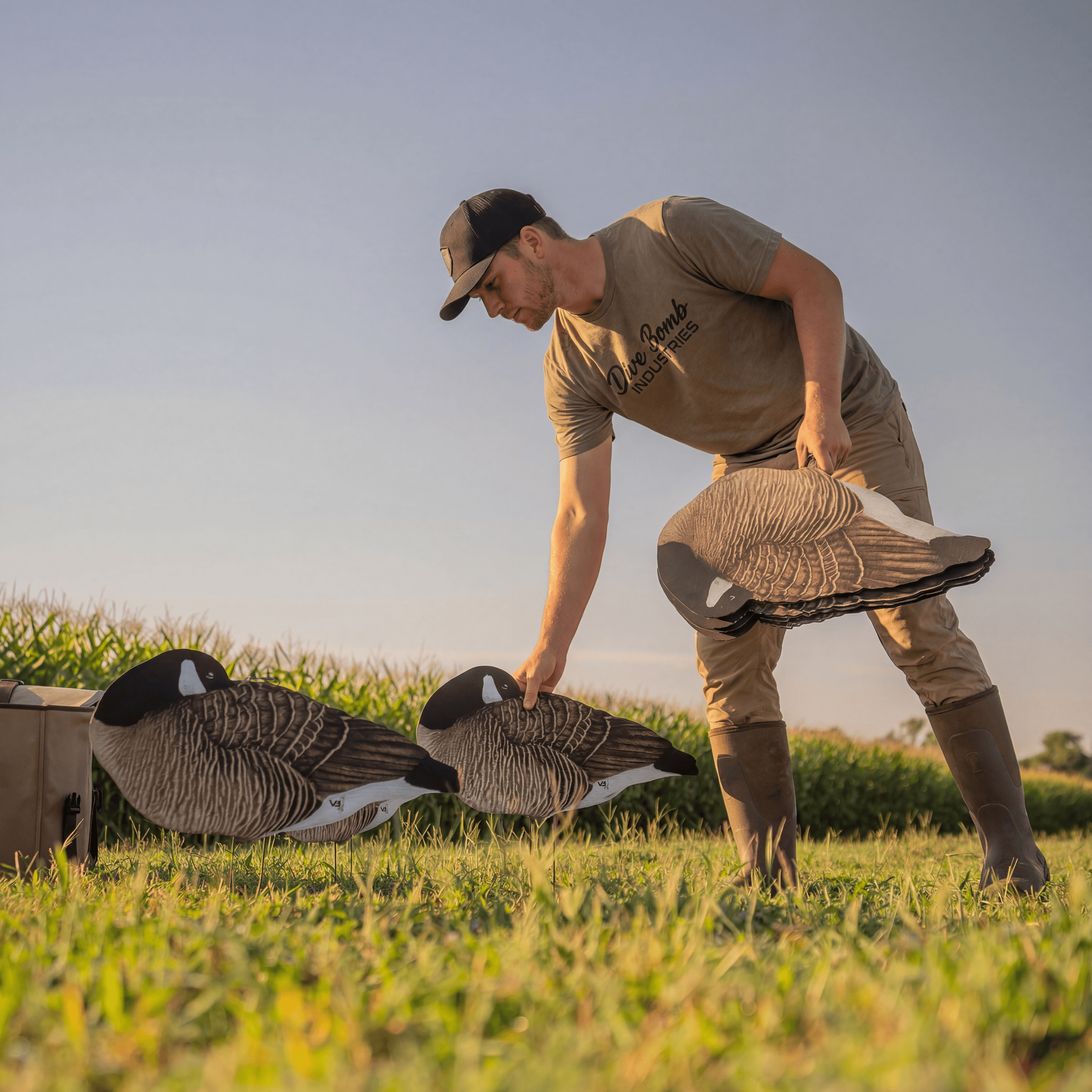 V3 Sleeper Canada Silhouettes silhouettes