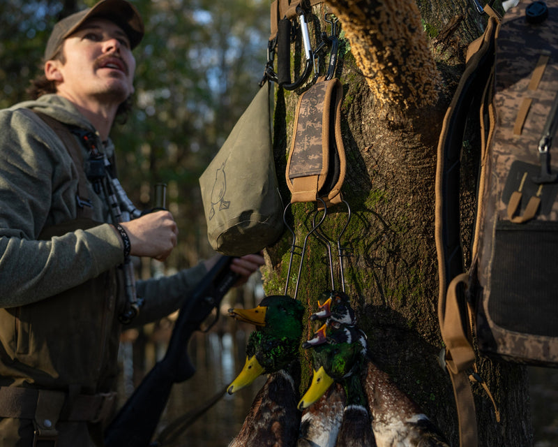 Duck Tote Game Carrier Bark