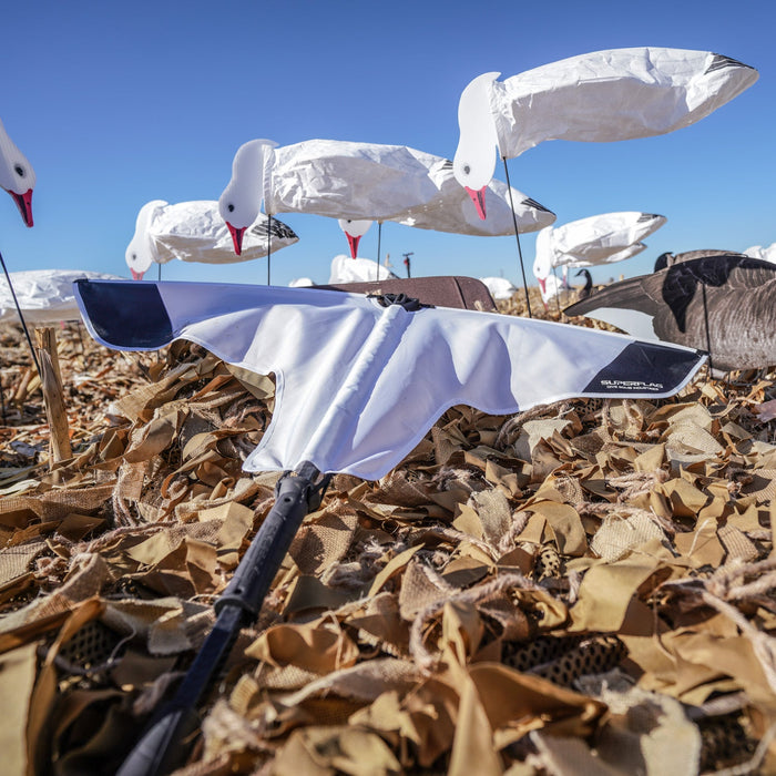 Goose Flag | Realistic Movement To Attract Flocks – Dive Bomb Industries