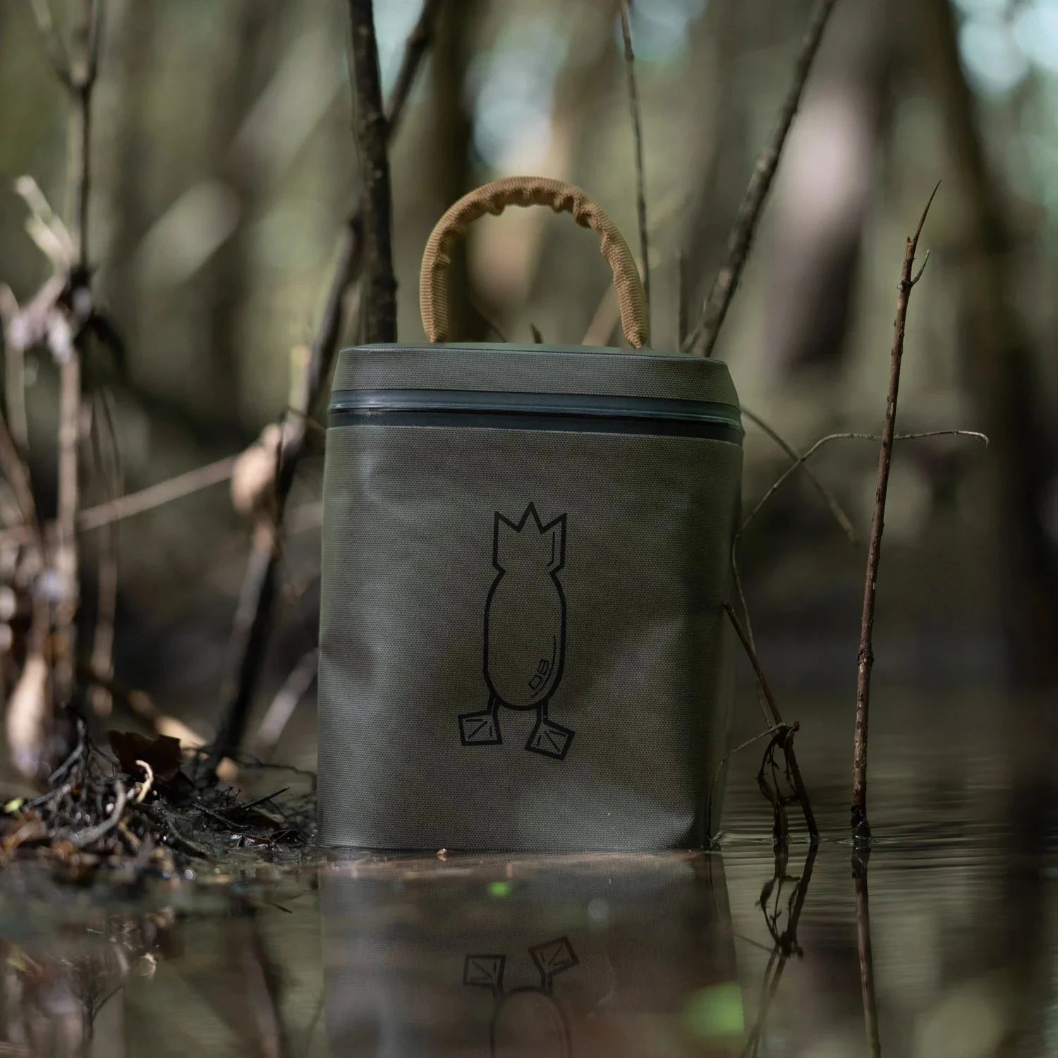 Shell Pouch Carbon Green