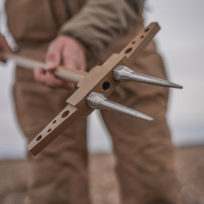 Dirt Dagger Ground Punch