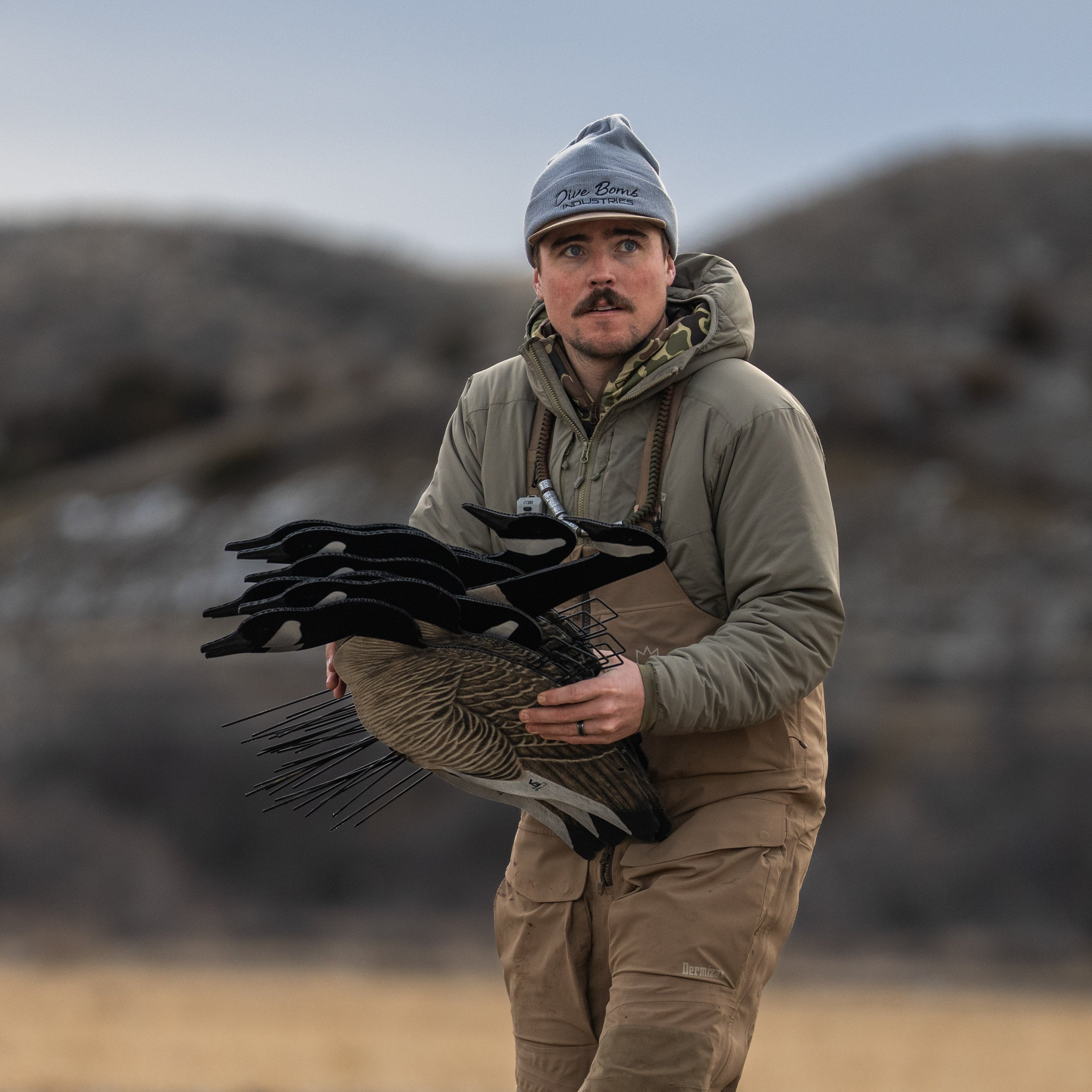 V3FF Fully Flocked Canada Silhouettes silhouettes