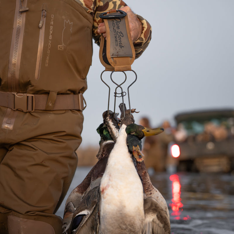 Duck Tote Game Carrier Carbon Green