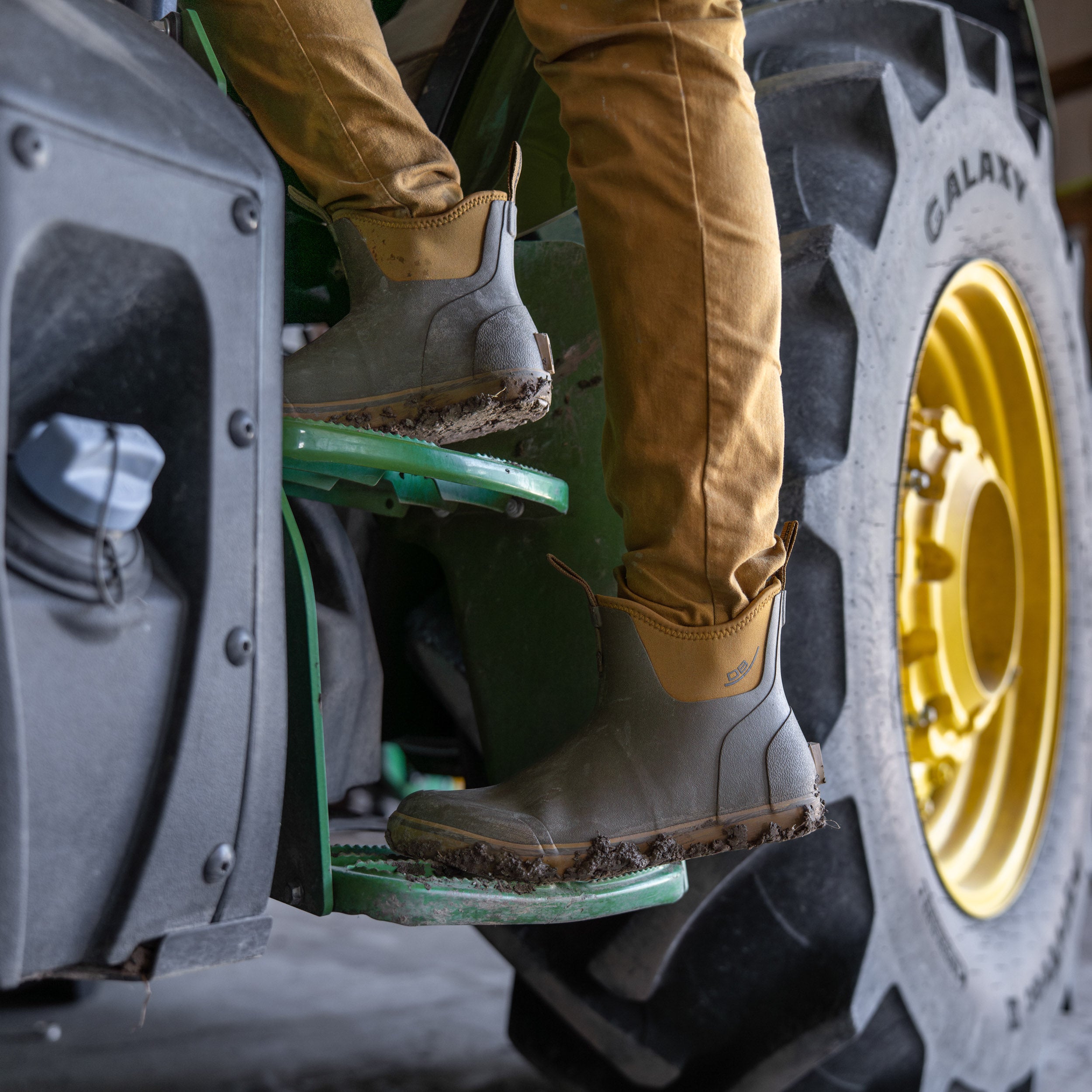 Trudge Waterproof Boots | Rugged & Weatherproof Footwear – Dive