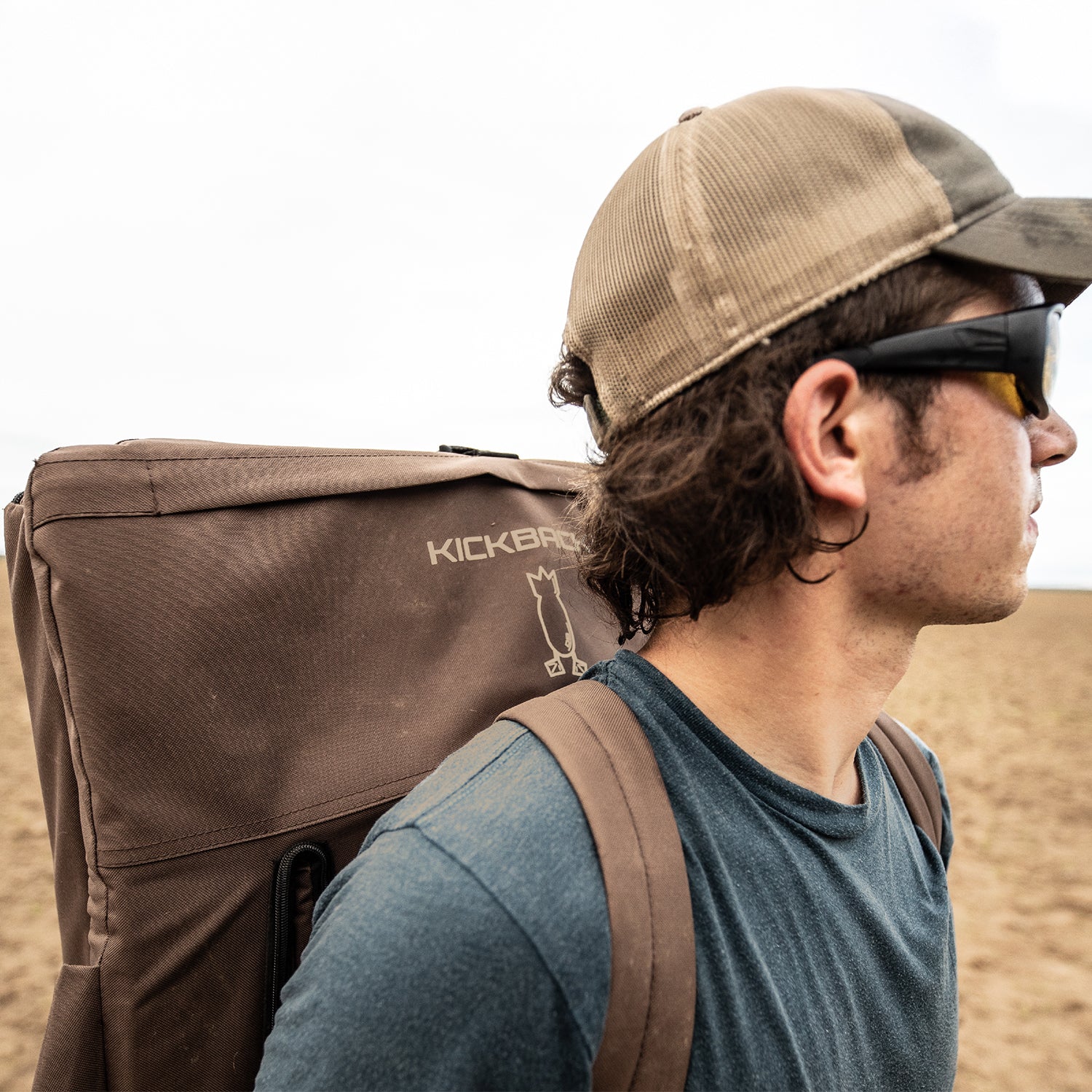 Layout Chair | Ultimate Comfort & Concealment for the Field – Dive