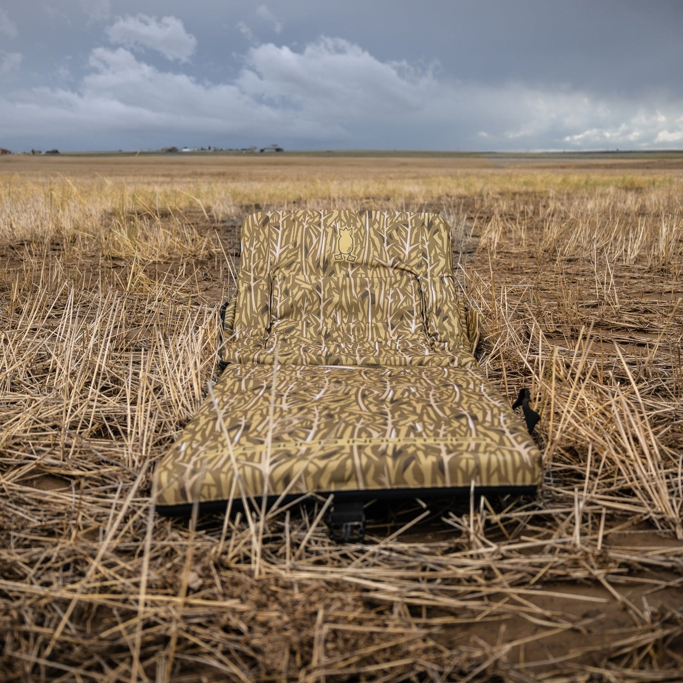 Kickback™ Layout Field Chair