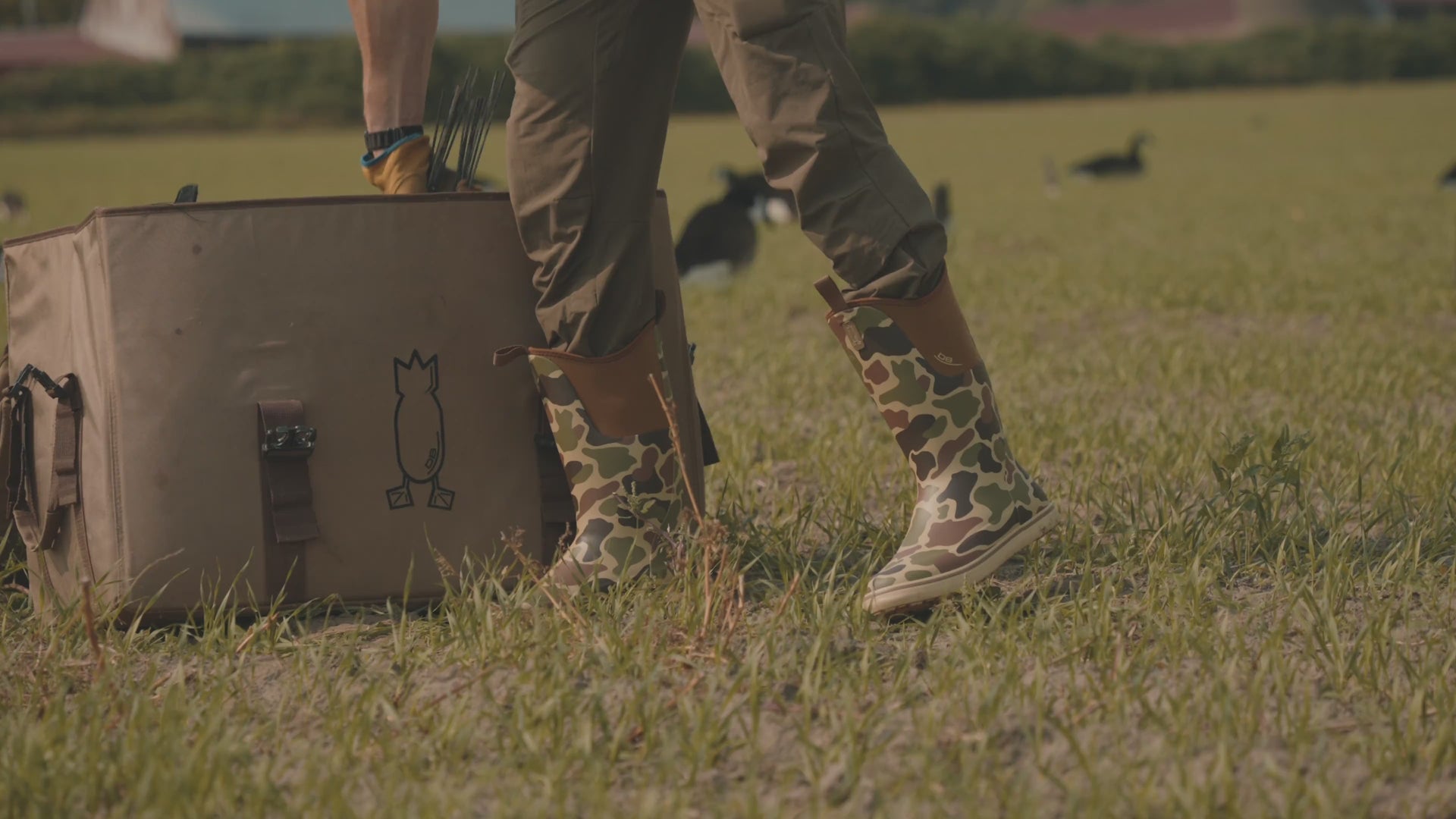 Streamline Your Waterfowl Setup with the Field Cruiser Bulk Decoy Sled Streamline Your Waterfowl Setup with the Field Cruiser Bulk Decoy Sled