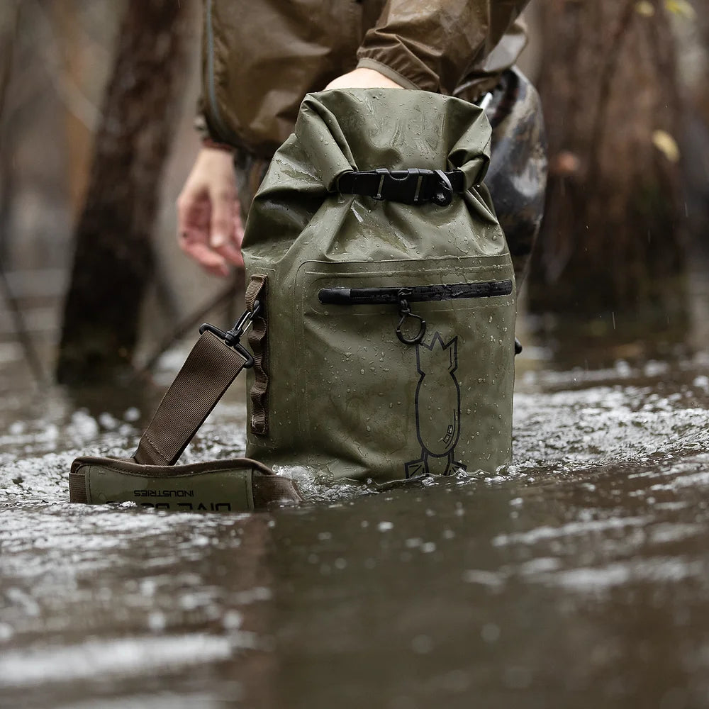 Filson Dry Backpack Laser Green keeps your gear dry in any weather