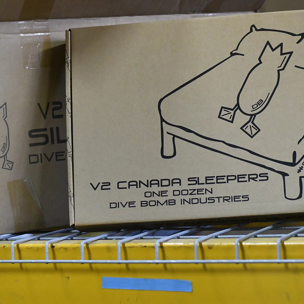 V2 Sleeper Canada Silhouettes